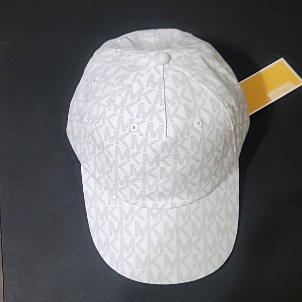 Michael Kors hat